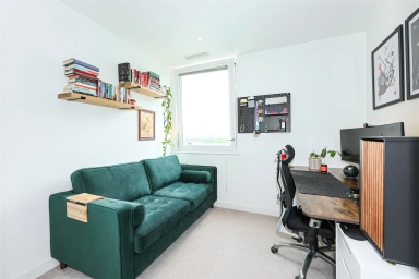Capitol Way, Colindale - NW9 view 7