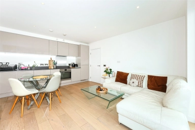 Capitol Way, Colindale - NW9 view 16