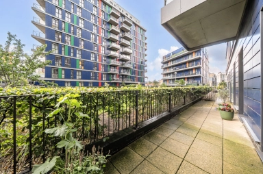 Hatton Road, Wembley - HA0 view 14