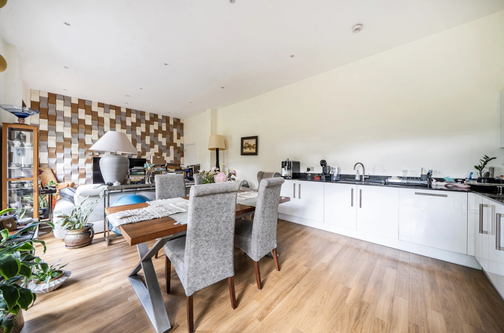 2 bedrooms apartments/flats for sale in Hatton Road, Wembley - HA0 view 15