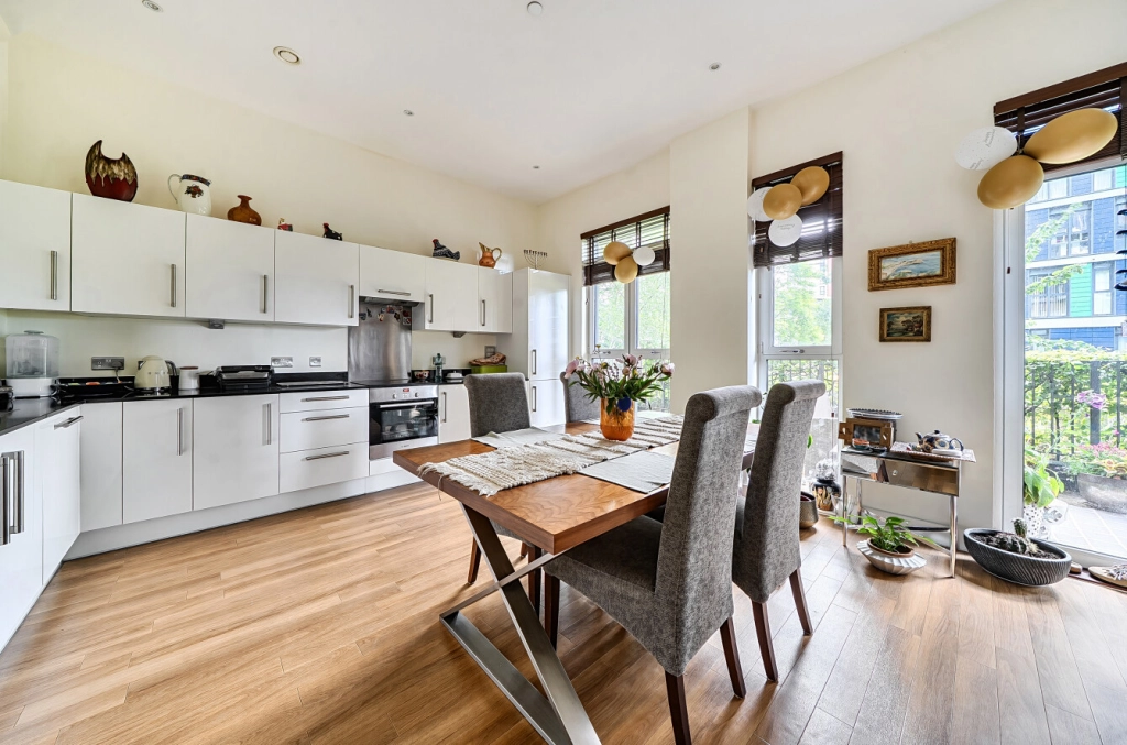 2 bedrooms apartments/flats for sale in Hatton Road, Wembley - HA0 view 3