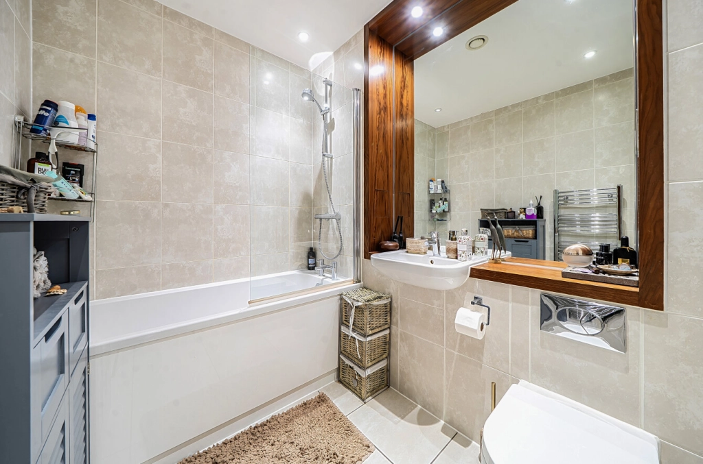 2 bedrooms apartments/flats for sale in Hatton Road, Wembley - HA0 view 8