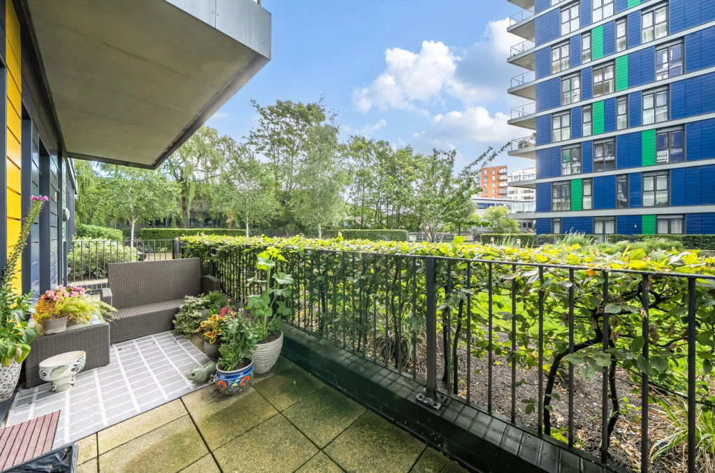 2 bedrooms apartments/flats for sale in Hatton Road, Wembley - HA0 view 10