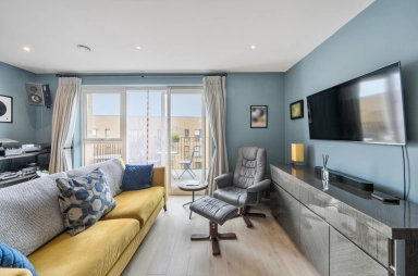 Moorhen Drive, Hendon - NW9 view 15