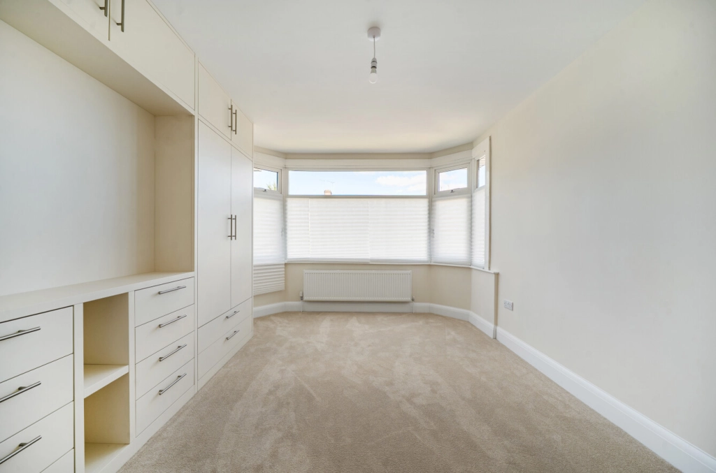 3 bedrooms houses for sale in Clovelly Avenue, Colindale - NW9 view 10