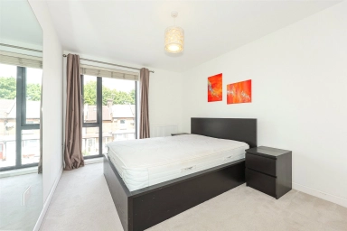Mornington Close, Colindale - NW9 view 17