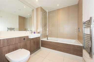 Beaufort Square, Beaufort Park, Colindale - NW9 view 8