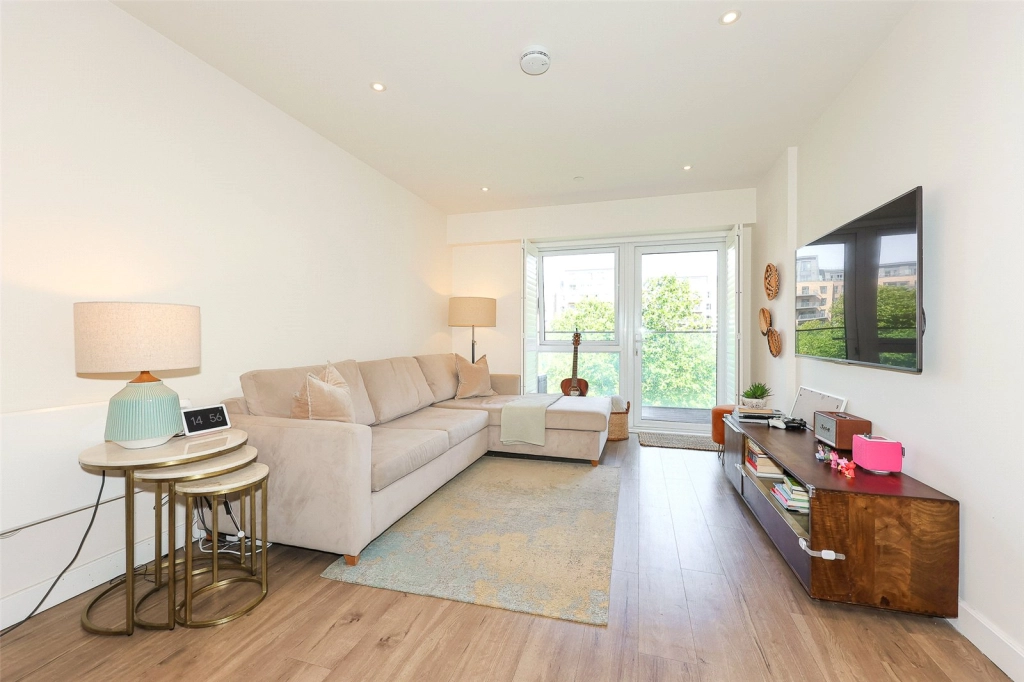 2 bedrooms apartments/flats for sale in Beaufort Square, Beaufort Park, Colindale - NW9 view 2