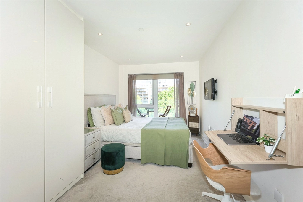 2 bedrooms apartments/flats for sale in Beaufort Square, Beaufort Park, Colindale - NW9 view 17