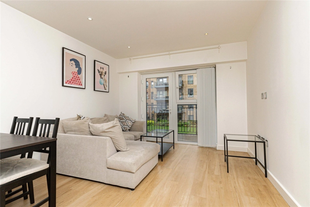 1 bedroom apartments/flats for sale in Beaufort Square, Beaufort Park, Colindale - NW9 view 14