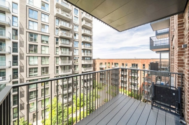 Cedrus Avenue, Southall - UB1 view 10