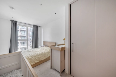 Cedrus Avenue, Southall - UB1 view 6