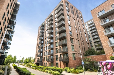 Cedrus Avenue, Southall - UB1 view 1