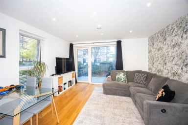 Samara Drive, Southall - UB1 view 2