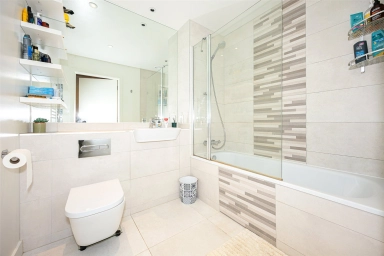 Samara Drive, Southall - UB1 view 8