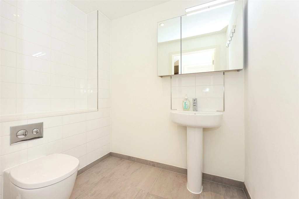 2 bedrooms apartments/flats for sale in Capitol Way, Colindale - NW9 view 8