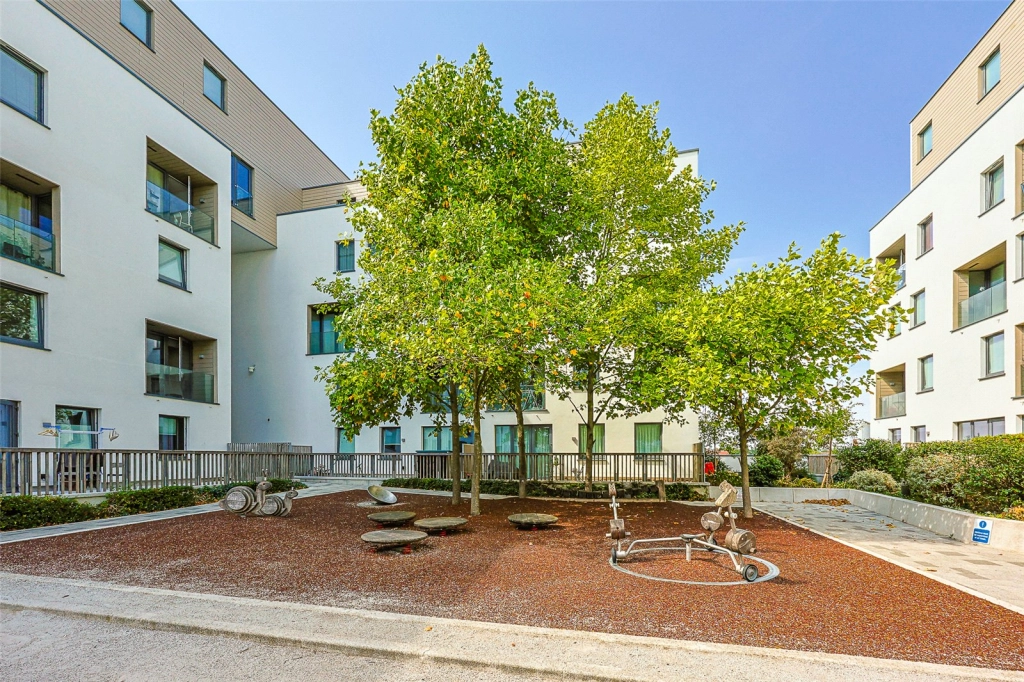 2 bedrooms apartments/flats for sale in Capitol Way, Colindale - NW9 view 17