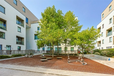 Capitol Way, Colindale - NW9 view 17