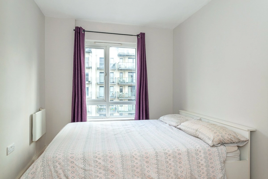 2 bedrooms apartments/flats for sale in Heritage Avenue, London - NW9 view 7