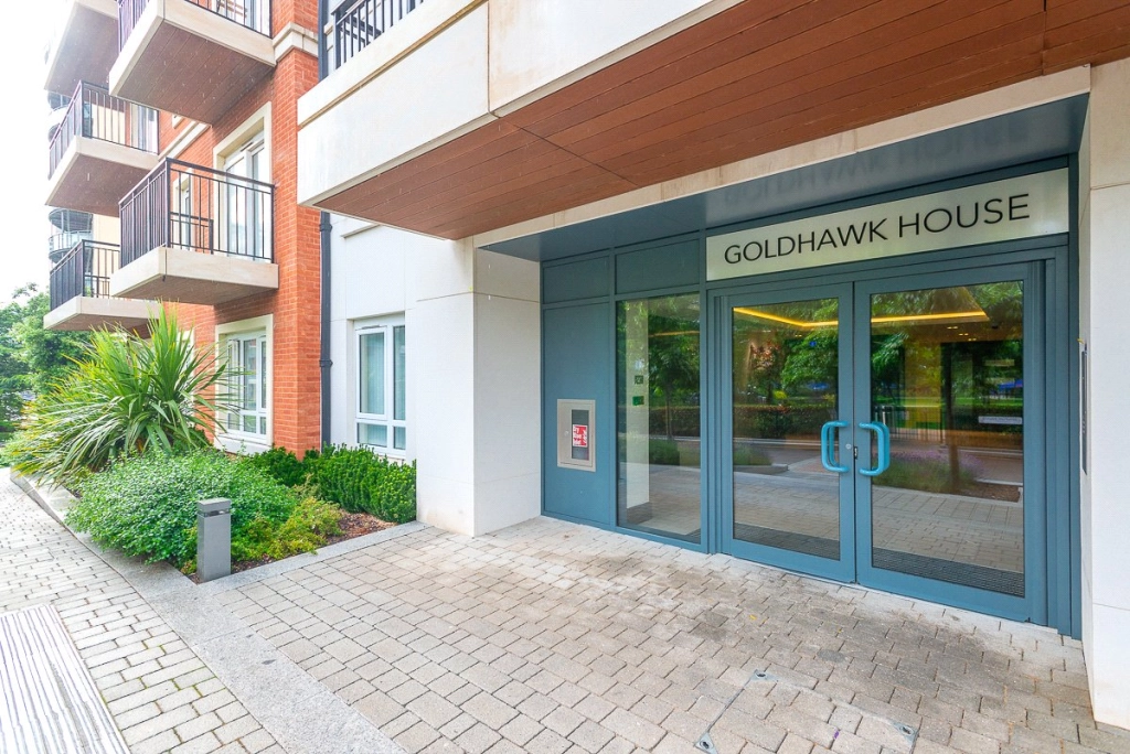 2 bedrooms apartments/flats for sale in Beaufort Square, London - NW9 view 10