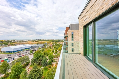 Greenleaf Walk, Southall - UB1 view 13