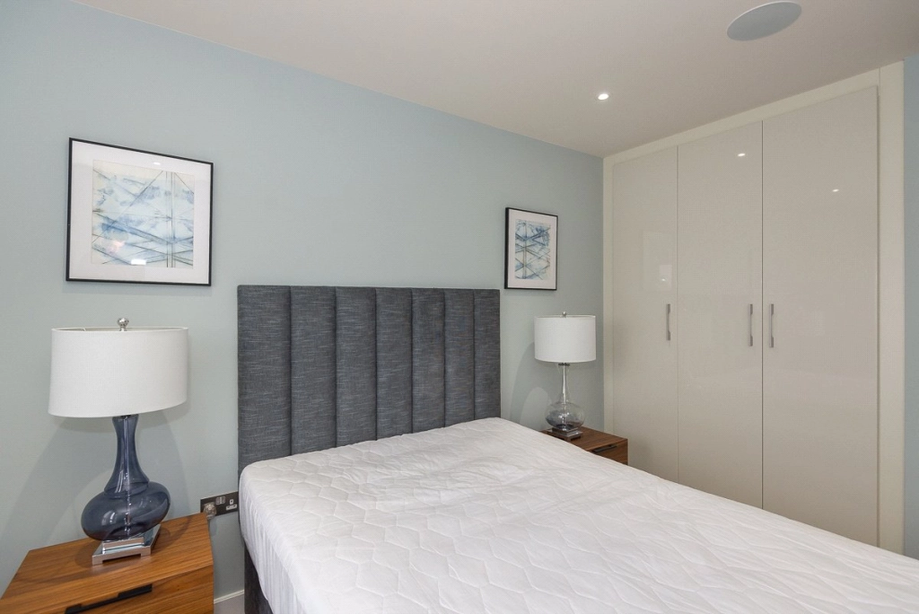 1 bedroom apartments/flats for sale in Aerodrome Road, London - NW9 view 6
