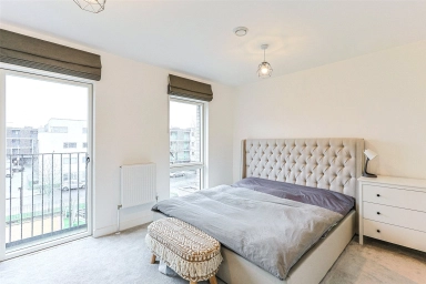Oriental Square, Colindale - NW9 view 6