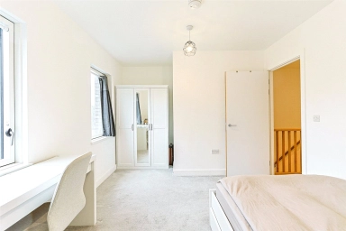 Oriental Square, Colindale - NW9 view 8