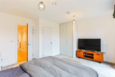 Oriental Square, Colindale - NW9 view 9