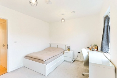 Oriental Square, Colindale - NW9 view 10