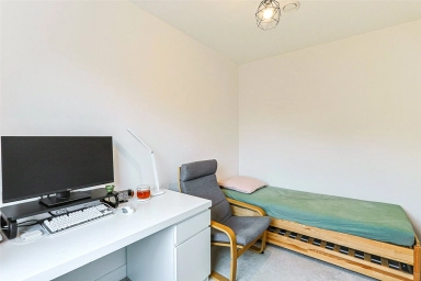 Oriental Square, Colindale - NW9 view 12