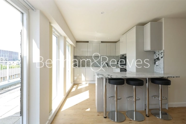 Heritage Avenue, Beaufort Park, Colindale - NW9 view 4