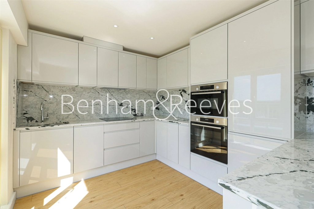2 bedrooms apartments/flats for sale in Heritage Avenue, Beaufort Park, Colindale - NW9 view 7