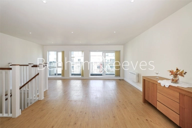 Heritage Avenue, Beaufort Park, Colindale - NW9 view 1