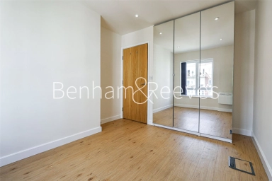 Heritage Avenue, Beaufort Park, Colindale - NW9 view 17