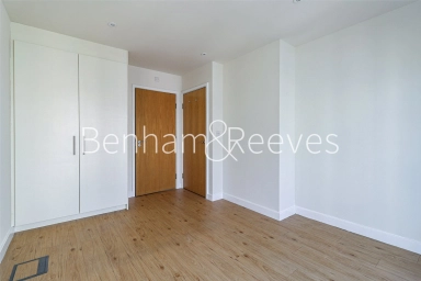 Heritage Avenue, Beaufort Park, Colindale - NW9 view 20