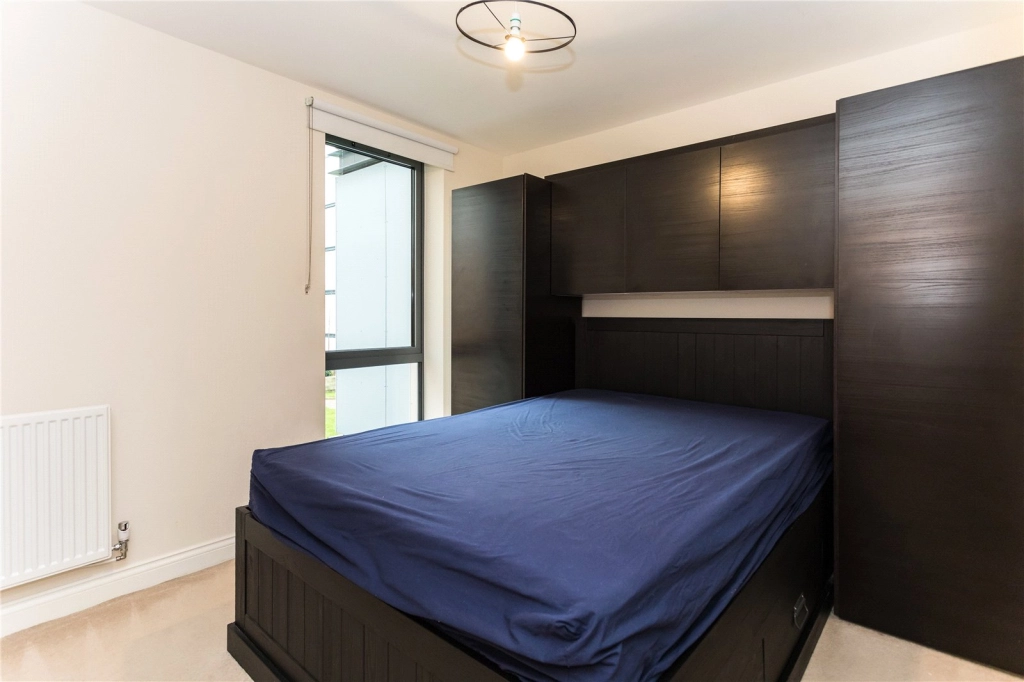 1 bedroom apartments/flats for sale in Needleman Close, London - NW9 view 5