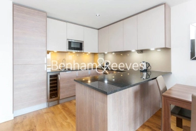 East Drive, London - NW9 view 2