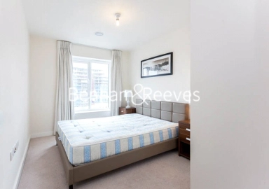 East Drive, London - NW9 view 3