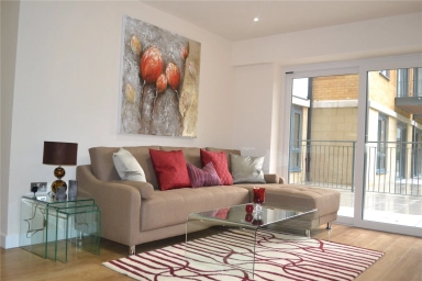 Boulevard Drive, London - NW9 view 1