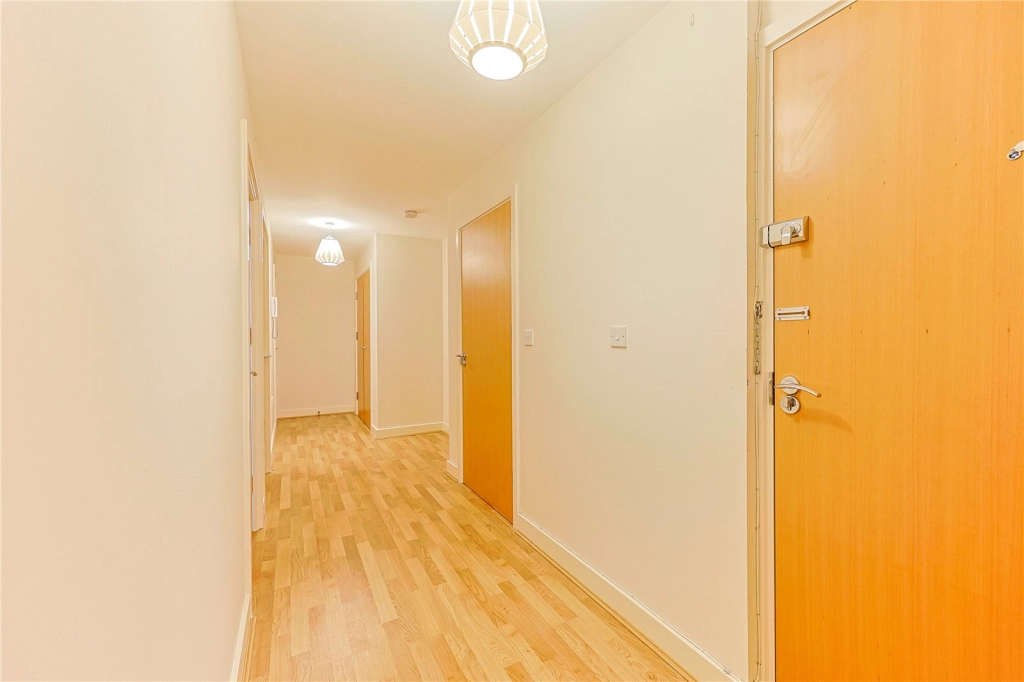 3 bedrooms apartments/flats for sale in Charcot Road, London - NW9 view 4