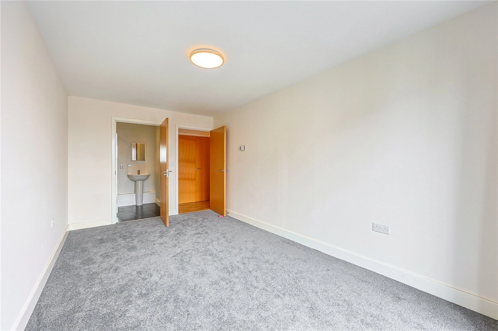 3 bedrooms apartments/flats for sale in Charcot Road, London - NW9 view 10