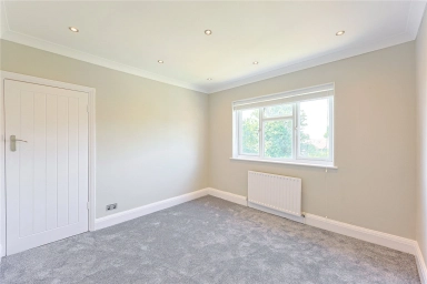 The Grove, Kingsbury - NW9 view 6