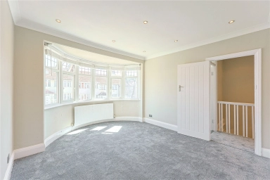 The Grove, Kingsbury - NW9 view 5