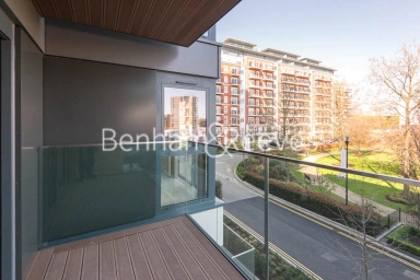 Beaufort Square, London - NW9 view 2