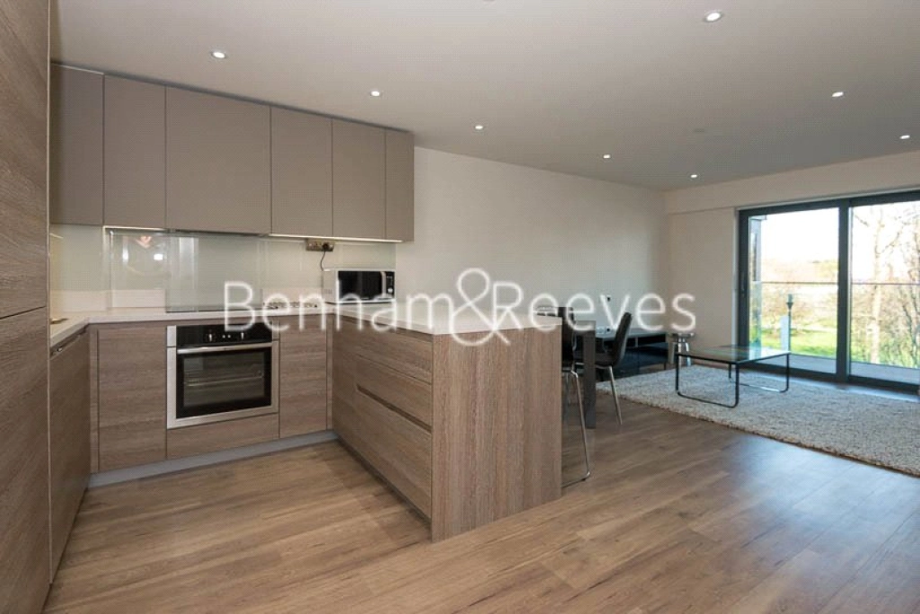 Studio apartments/flats for sale in Beaufort Square, London - NW9 view 6