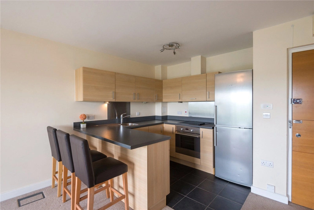 Studio apartments/flats for sale in Heritage Avenue, London - NW9 view 2