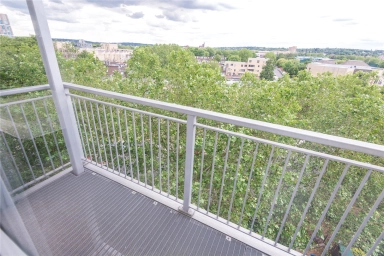 Heritage Avenue, London - NW9 view 8