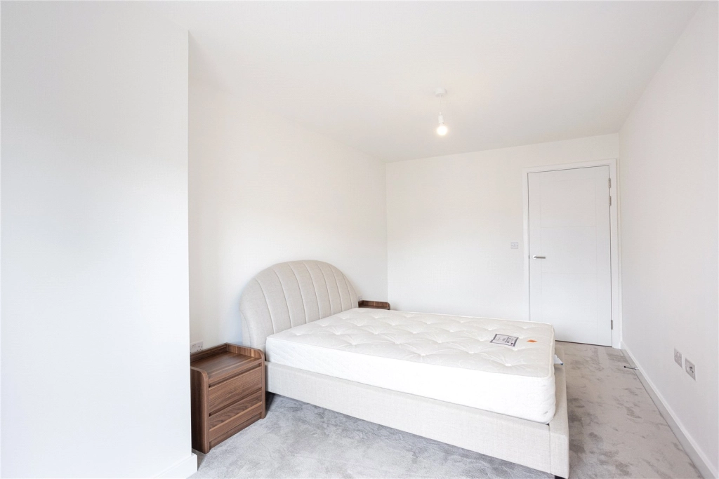2 bedrooms apartments/flats for sale in Commander Avenue, London - NW9 view 7