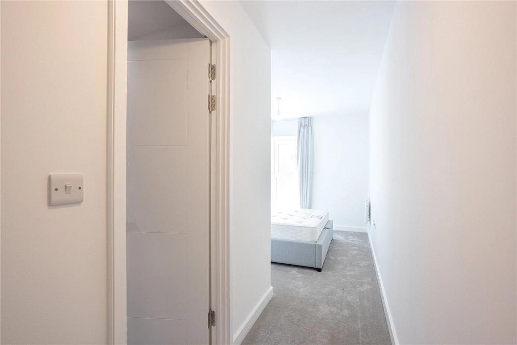 2 bedrooms apartments/flats for sale in Commander Avenue, London - NW9 view 9